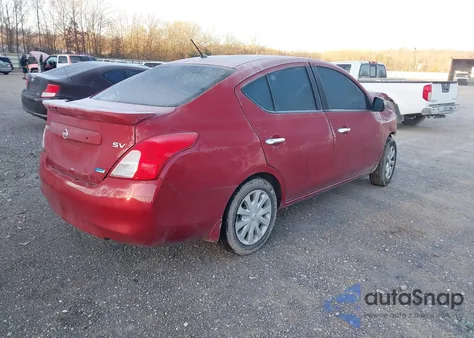 2014 Nissan Versa 1.6 Sv из США, поврежденный, VIN 3N1CN7AP1EL826632